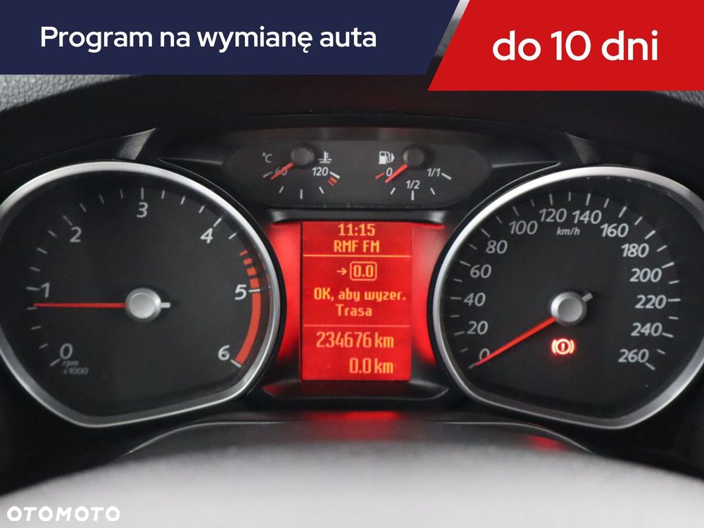 Ford S-Max - 13