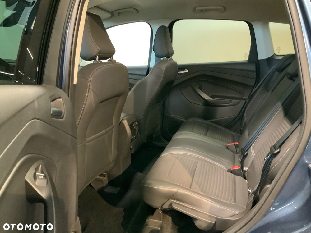 Ford Kuga 2.0 TDCi 2x4 Titanium - 7