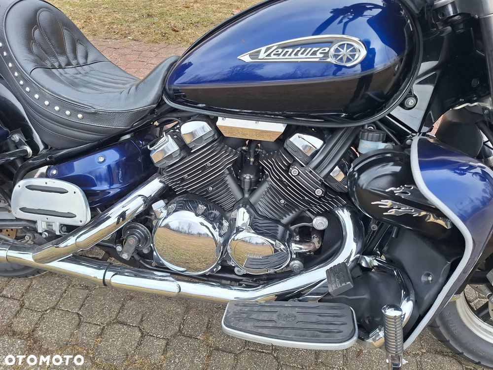 Yamaha Venture - 8