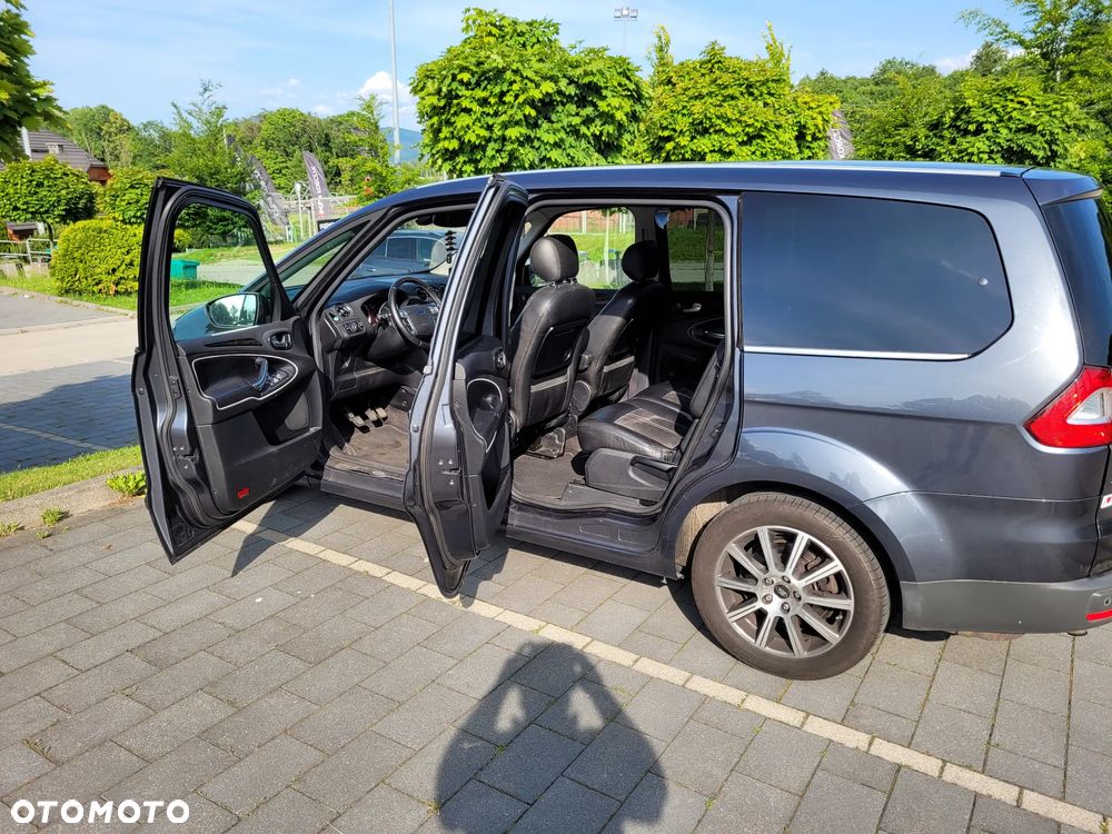 Ford Galaxy 2.0 Ghia - 6