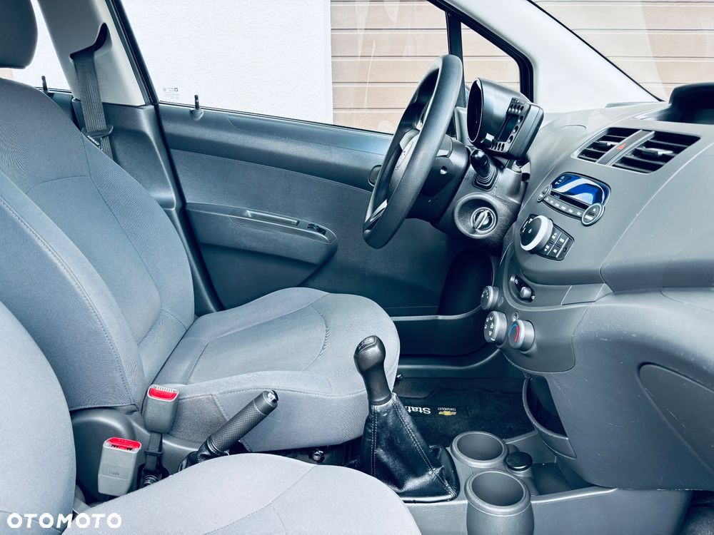 Chevrolet Spark 1.0 Base+ - 24