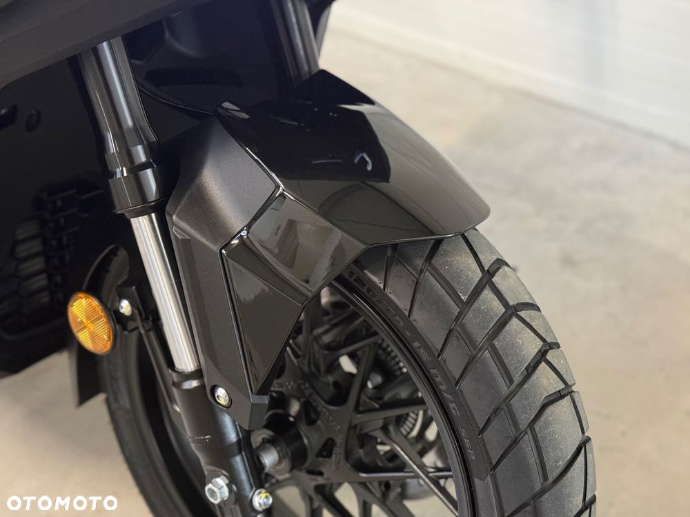 Honda ADV350 - 9