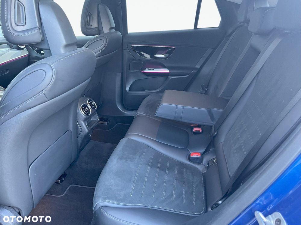 Mercedes-Benz GLC - 14