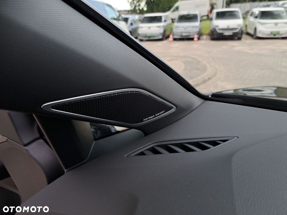 Volkswagen Golf Variant 2.0 TSI 4Motion R - 30
