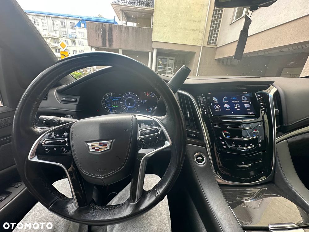 Cadillac Escalade 6.2 V8 ESV Platinum - 8