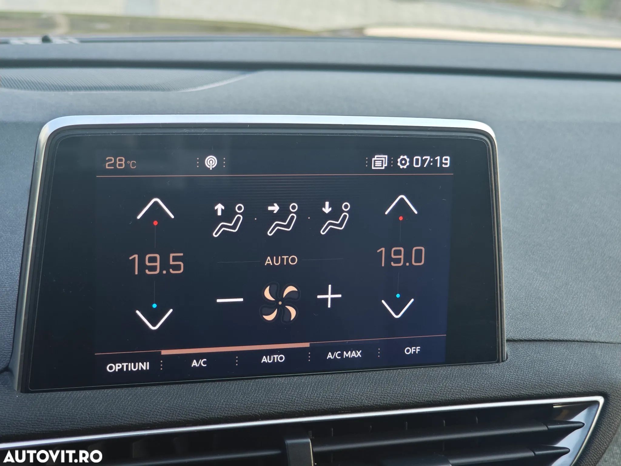 Peugeot 3008 1.6 PureTech Turbo S&S EAT8 GT-Line - 1