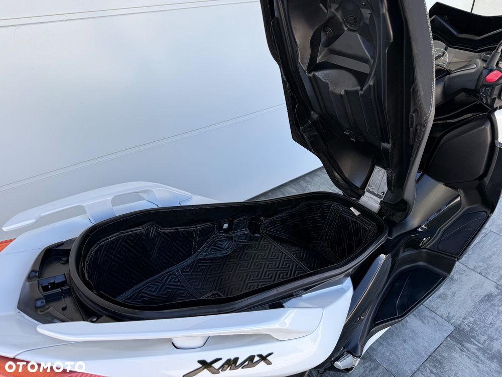 Yamaha X-max - 8