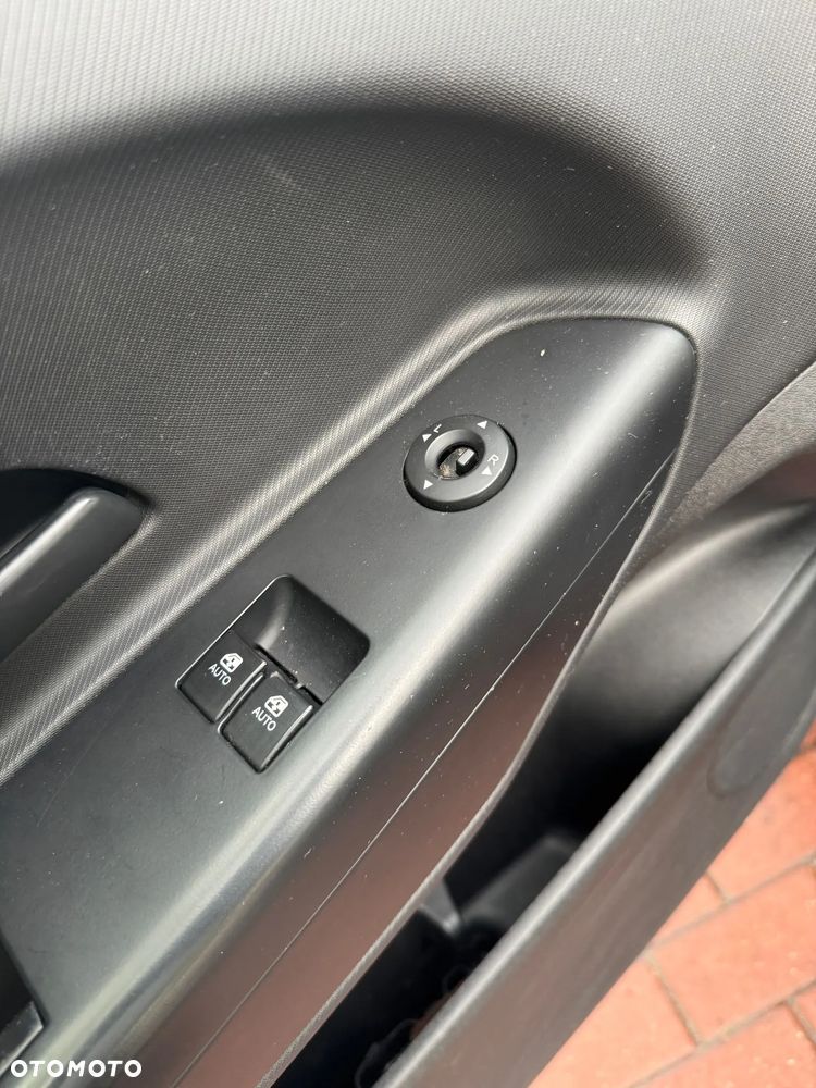Kia Ceed - 13