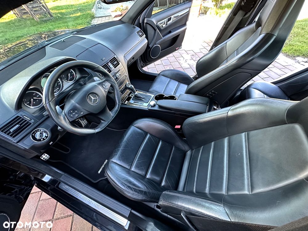 Mercedes-Benz Klasa C 63 AMG T 7G-TRONIC SPORT EDITION - 21