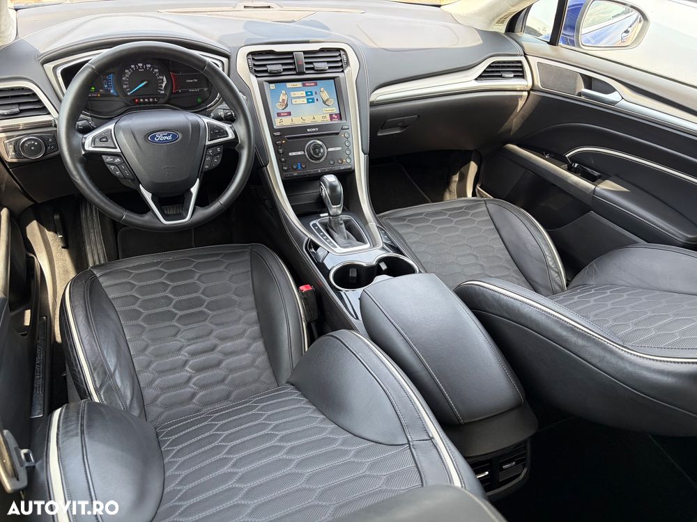 Ford Mondeo - 23