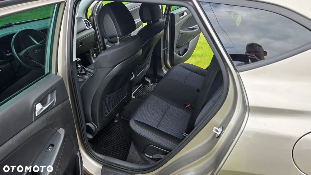 Hyundai Tucson 1.6 GDI BlueDrive Comfort 2WD - 9