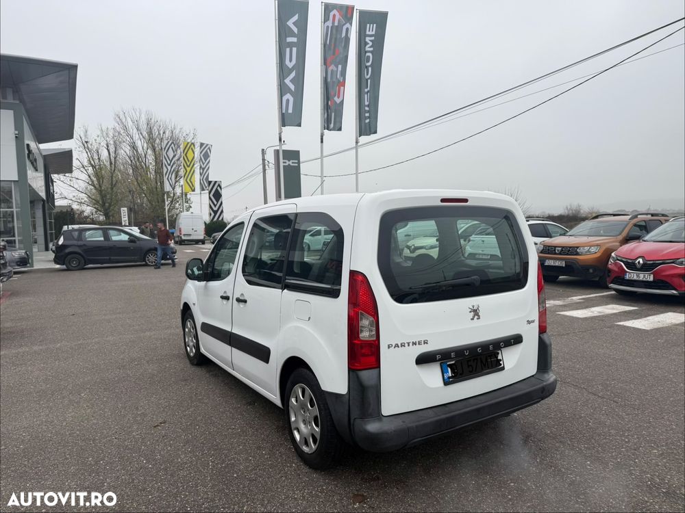 Peugeot Partner Combi 1.6 HDi 75 CP Confort FAP - 6