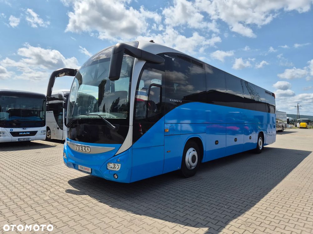 Iveco MAGELYS HD / SPROWADZONY/ MANUAL/ WC / EURO 6 - 10