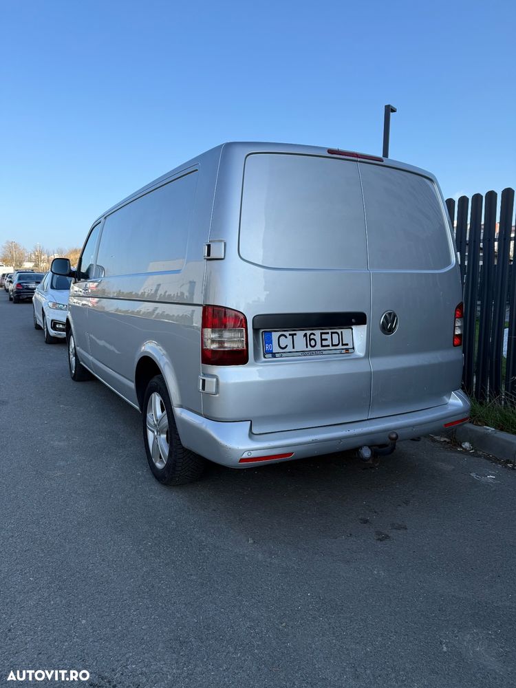 Volkswagen Transporter - 4