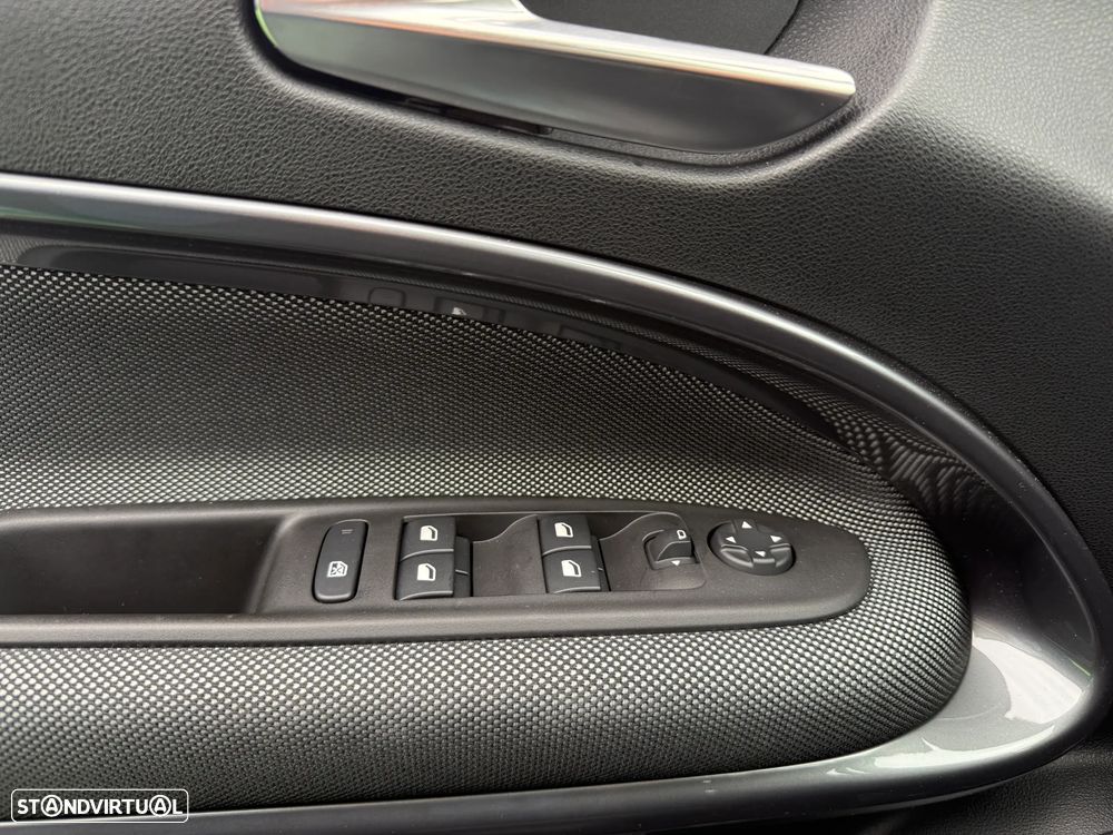 Fiat 600 1.2 Hybrid La Prima - 33
