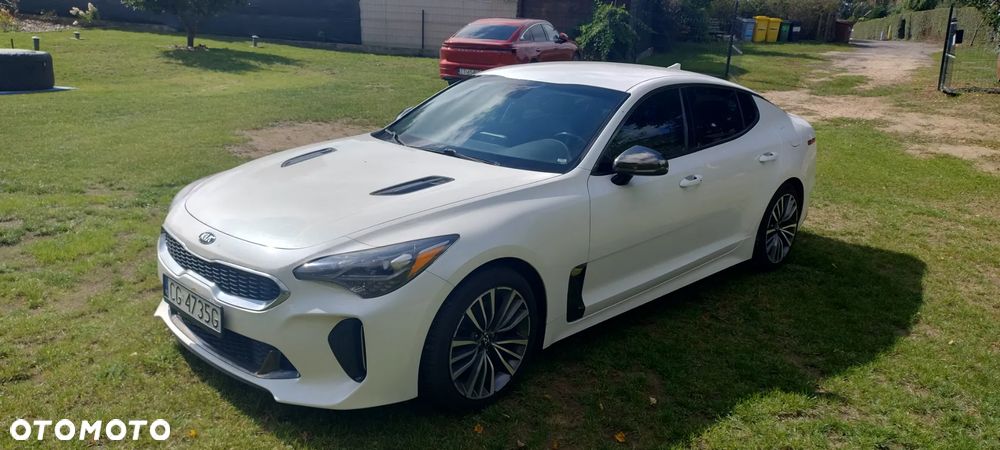 Kia Stinger 2.0 T-GDI GT Line - 1