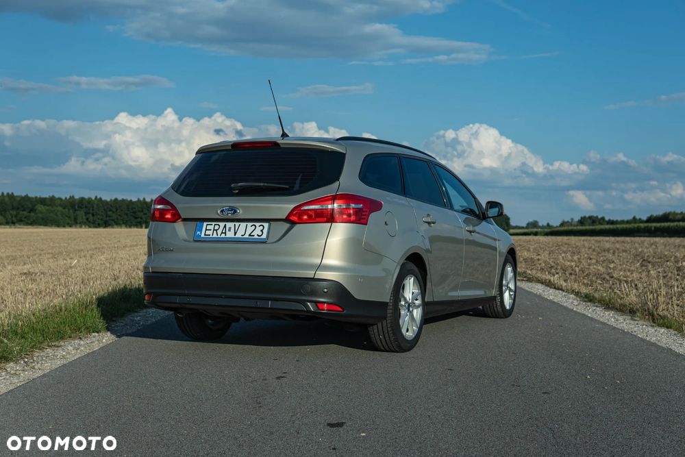 Ford Focus 1.5 TDCi Trend - 6