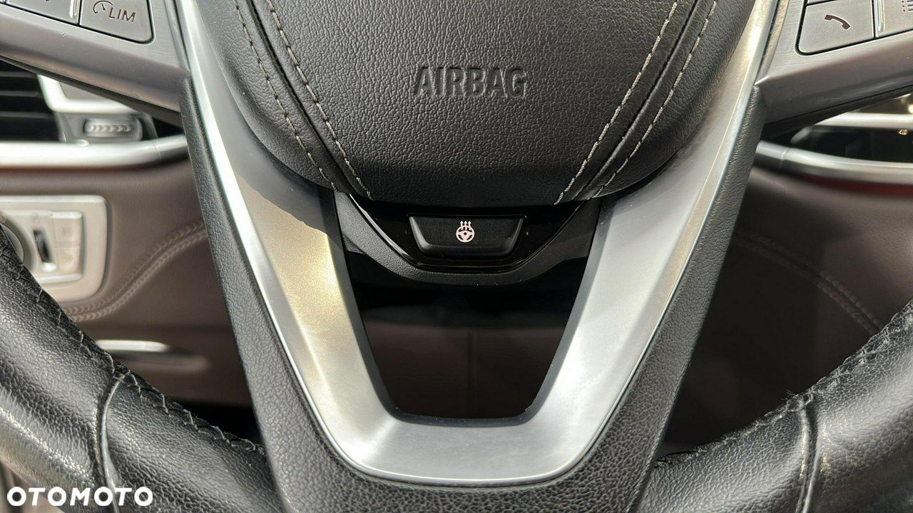 BMW Seria 7 - 25