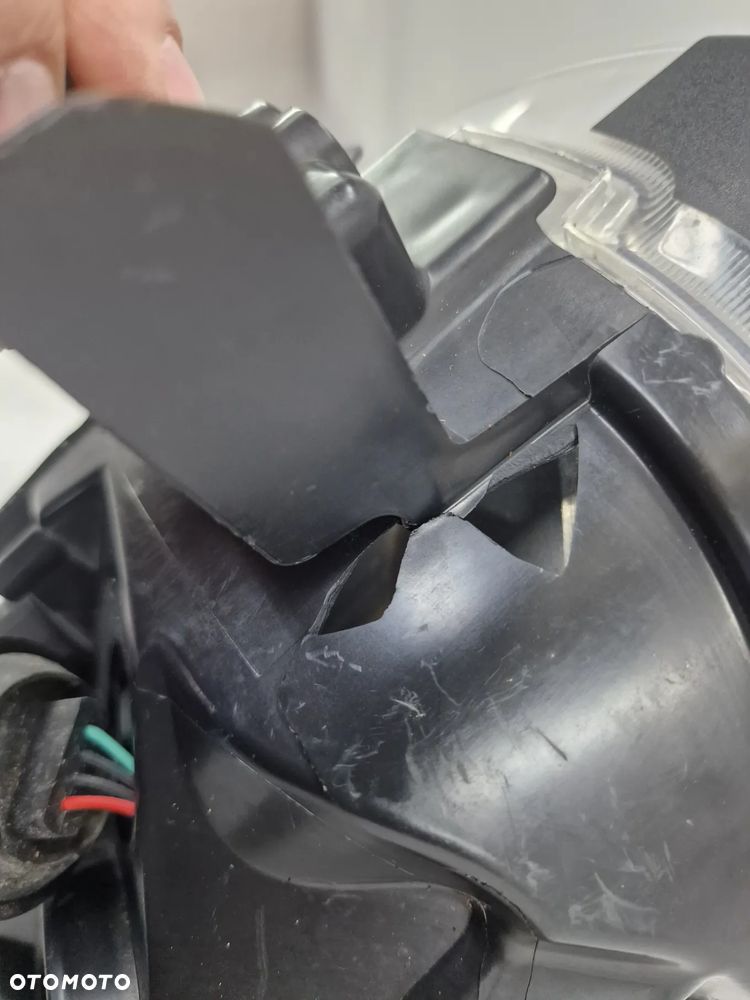 NISSAN JUKE F15 LIFT 14- LEWA LAMPA PRZEDNIA PRZÓD SOCZEWKA , NR 26060BV90B / 89909531 , NR AUKCJI LA528 - 15