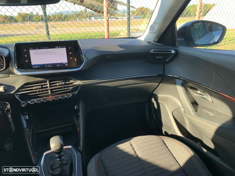 Peugeot 2008 1.2 PureTech Allure - 55