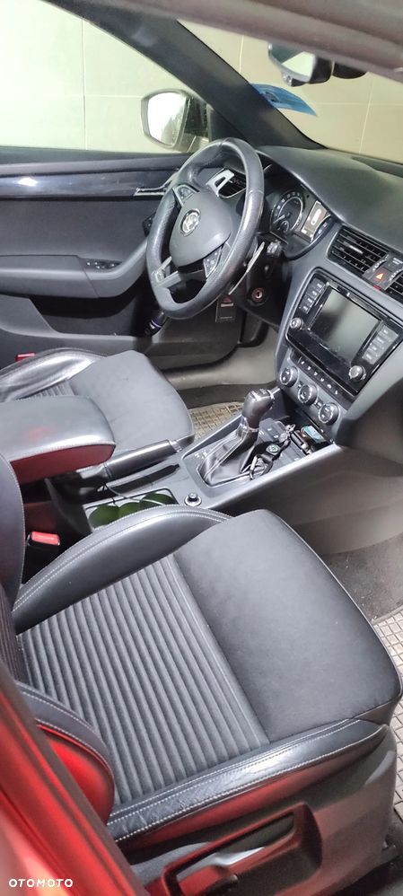 Skoda Octavia 2.0 TDI RS DSG EU6 - 11