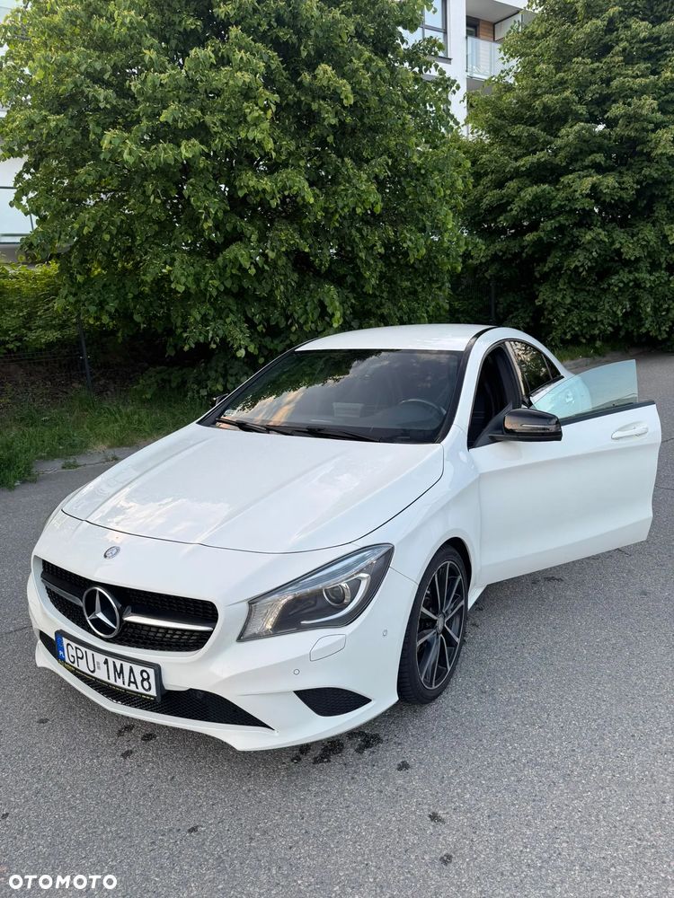 Mercedes-Benz CLA 250 4-Matic Urban - 2