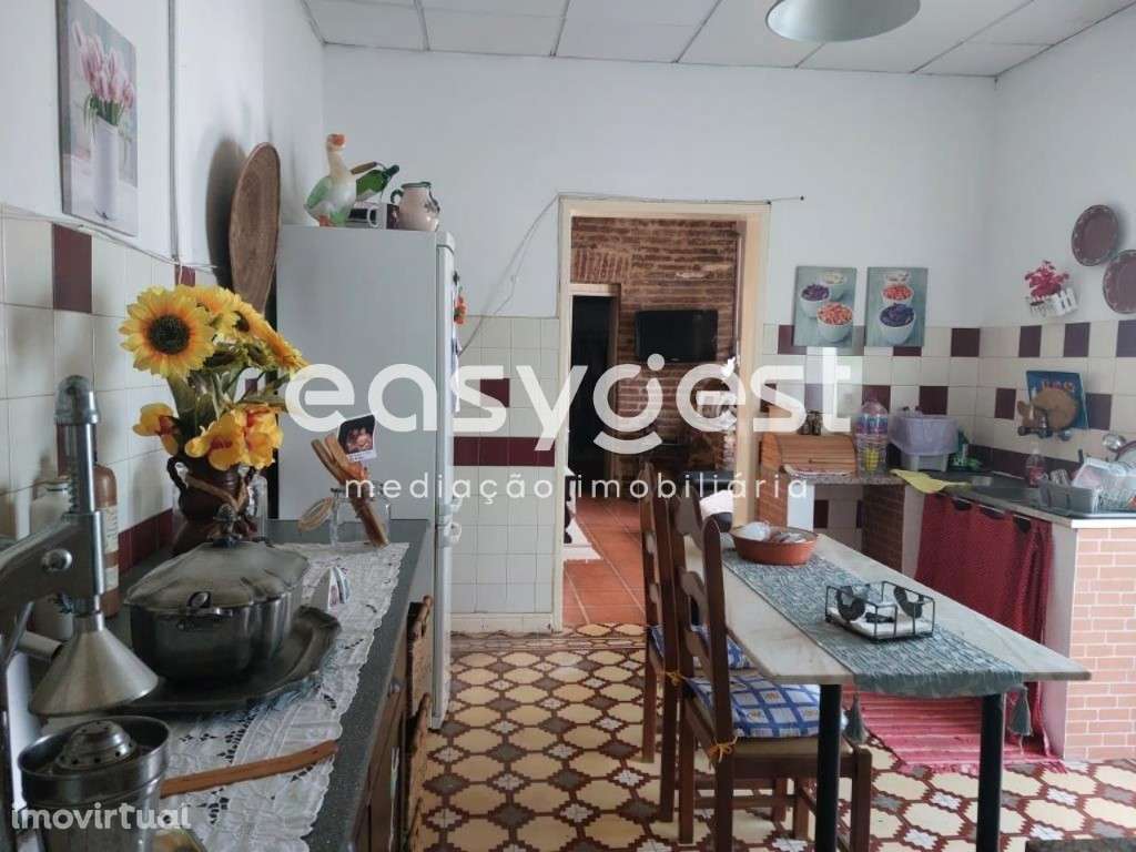 Moradia T3 com 2 pisos destinada a habitação e comércio - Grande imagem: 5/23