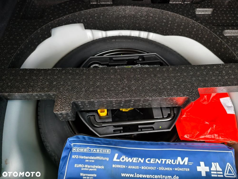 Peugeot 2008 e-HDi FAP 115 STOP & START Allure - 18