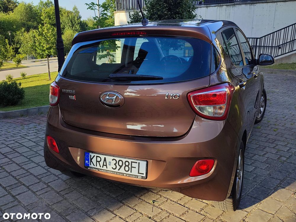 Hyundai i10 1.0 YES - 16