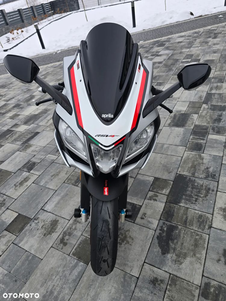 Aprilia RSV - 9