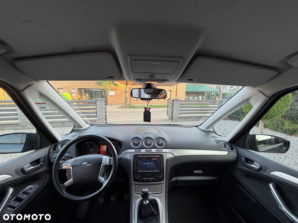 Ford Galaxy 2.0 TDCi Titanium - 11
