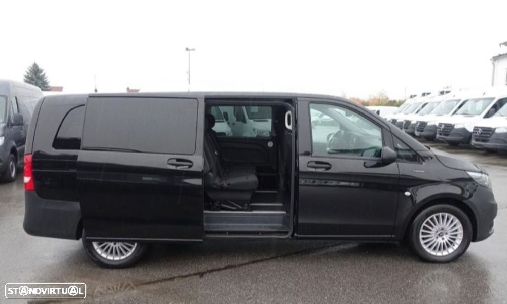 Mercedes-Benz eVito Tourer 126 Longa PRO - 13