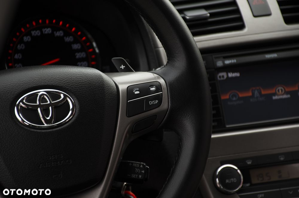 Toyota Avensis 1.8 Sol MS - 34