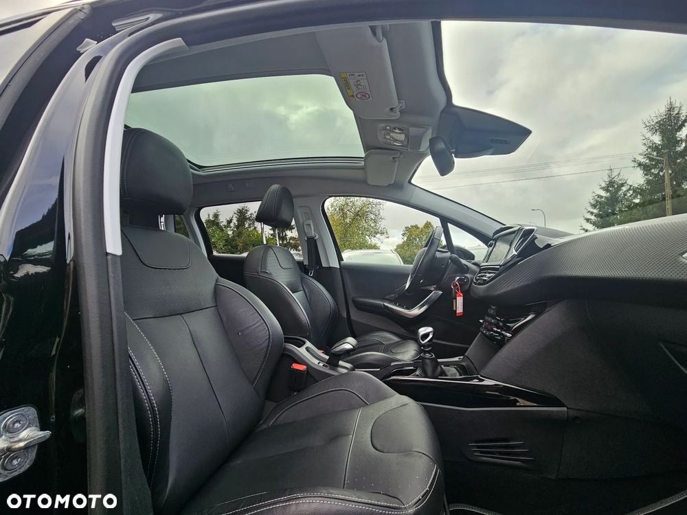 Peugeot 2008 PureTech 130 Stop&Start Allure - 24