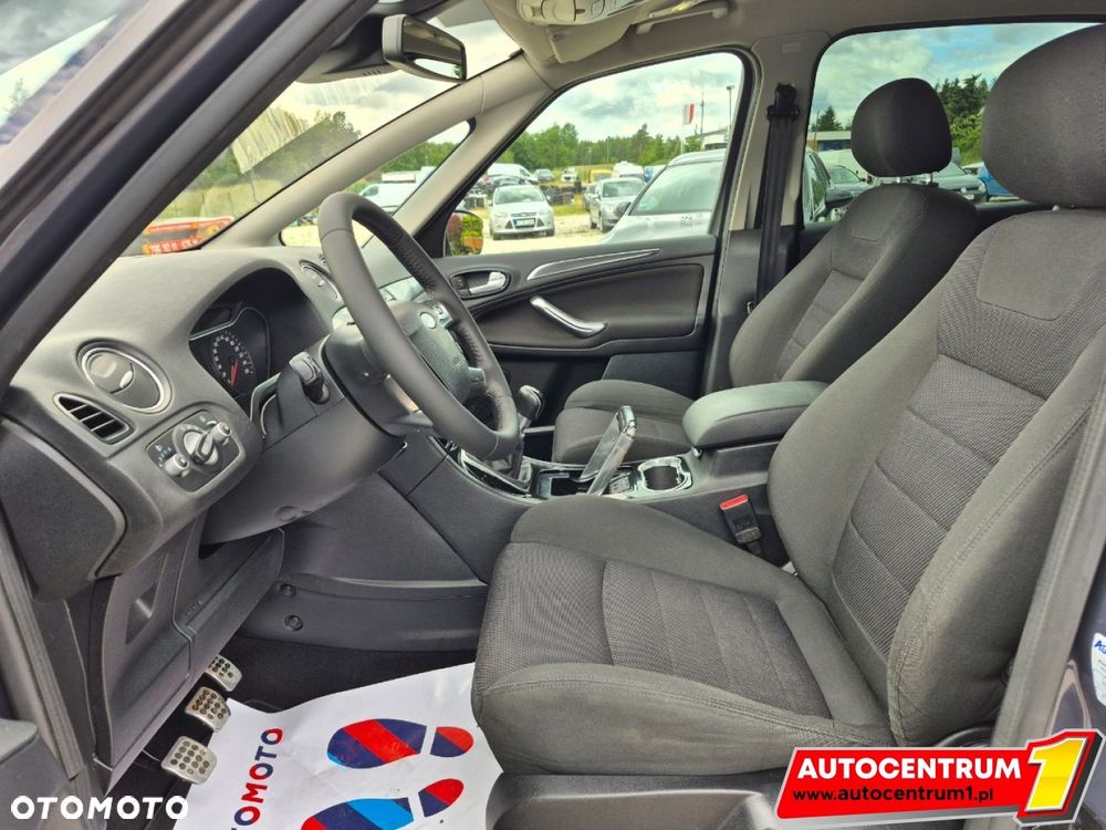 Ford S-Max - 14