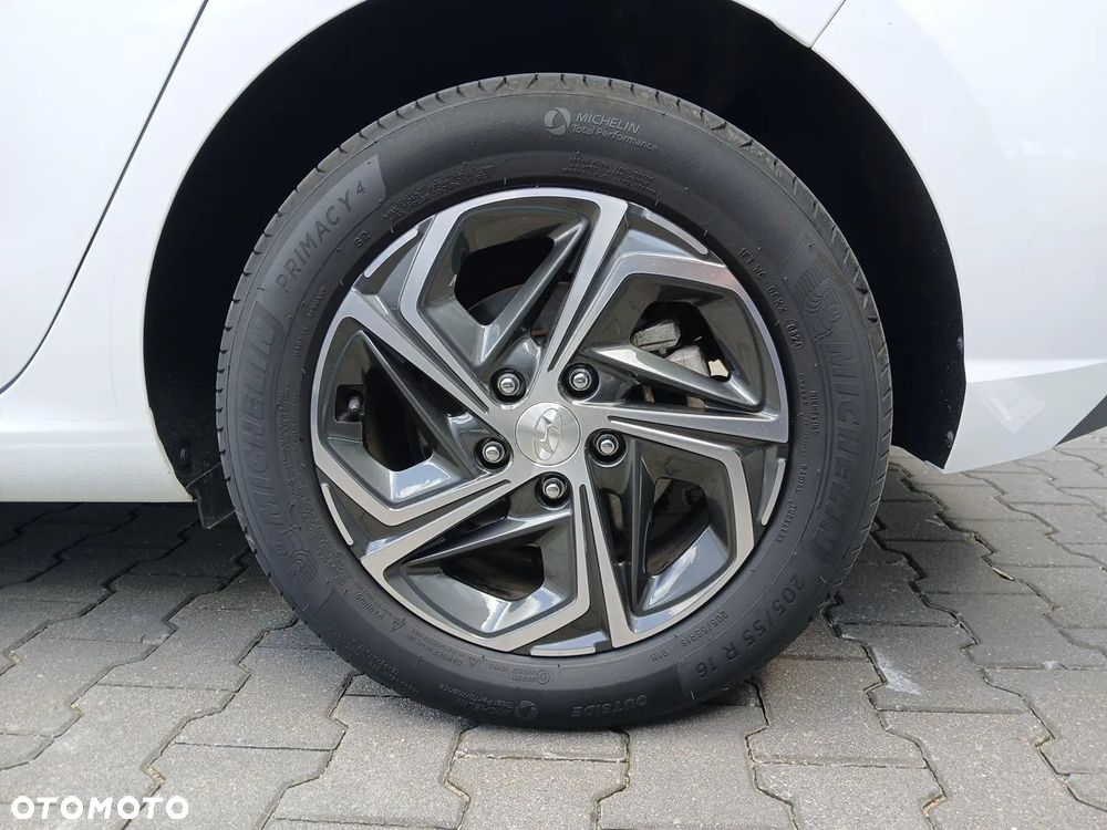 Hyundai i30 1.5 T-GDI 48V Smart DCT - 18