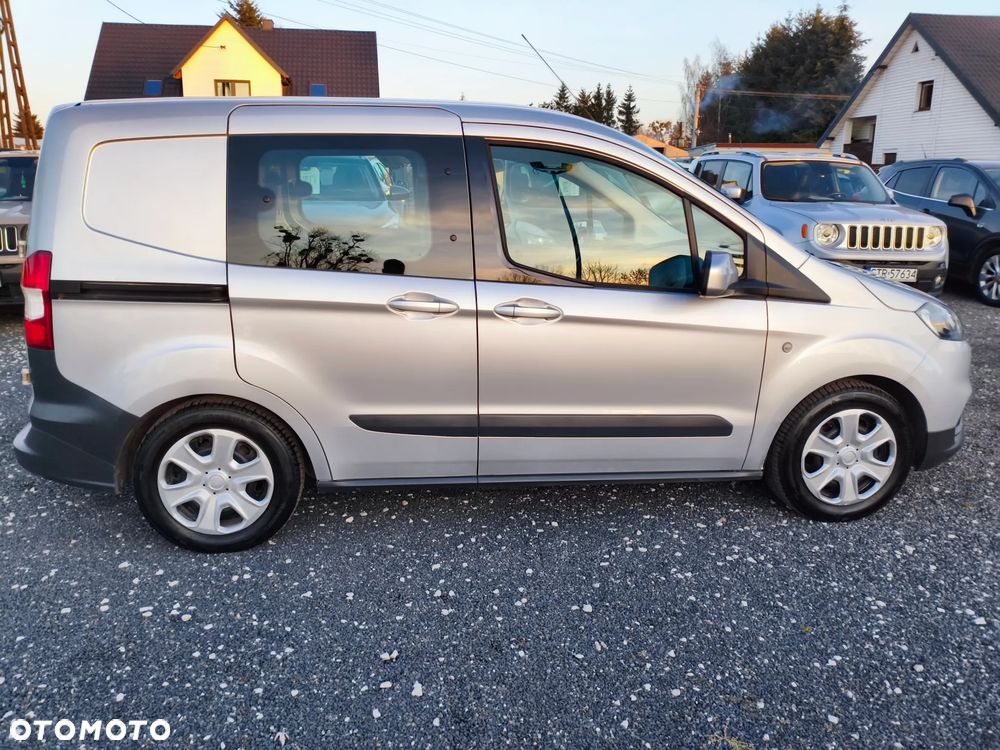 Ford Transit Courier Trend - 11