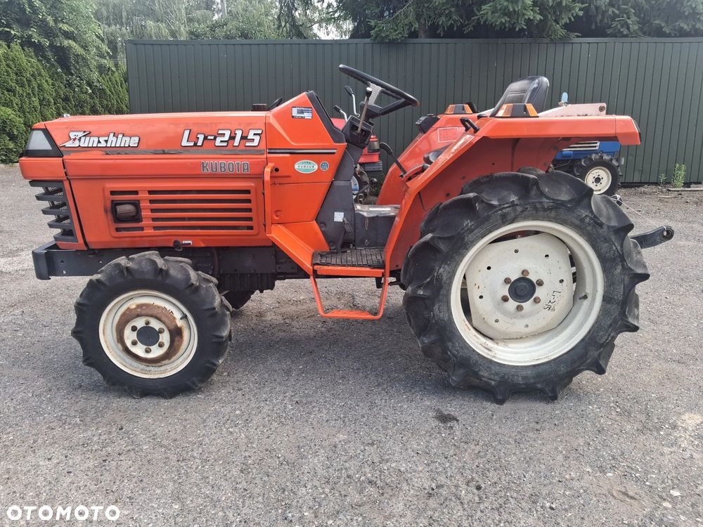 Kubota L215 - 1