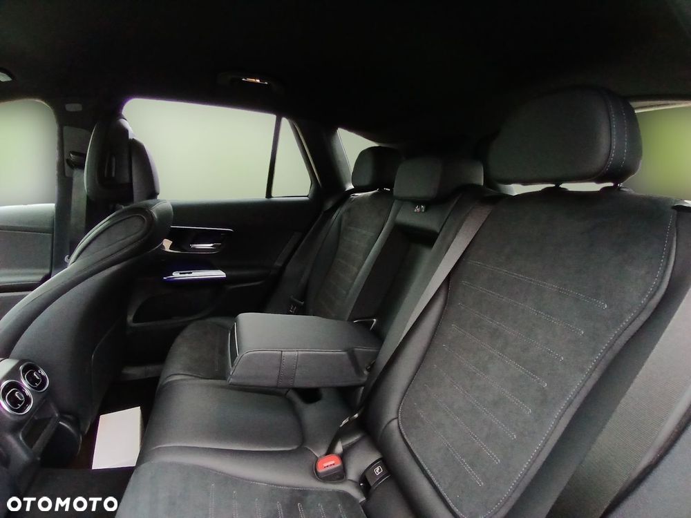 Mercedes-Benz GLC 220 d mHEV 4-Matic AMG Line - 12