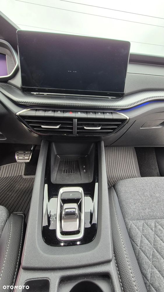 Skoda Octavia 1.5 TSI mHEV DSG Sportline - 23