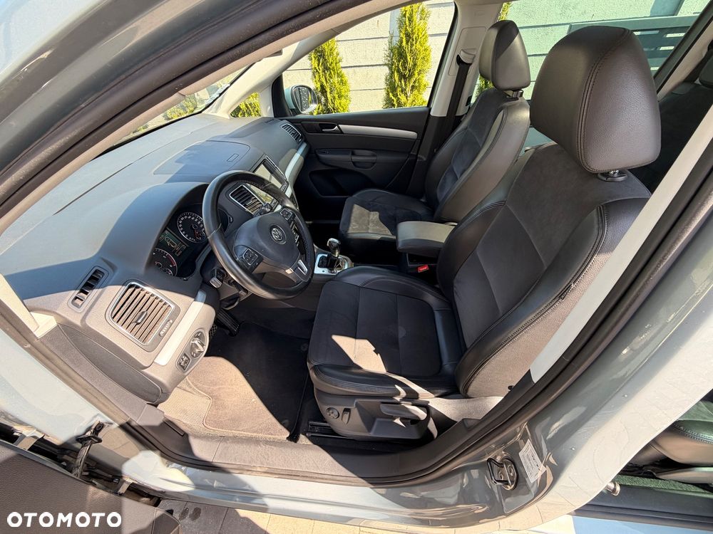 Volkswagen Sharan 2.0 TDI DSG Blue Motion Highline - 6