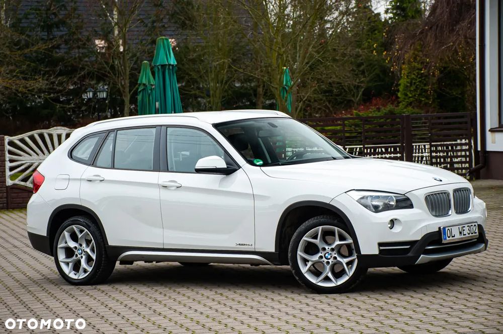 BMW X1 sDrive18d xLine - 23