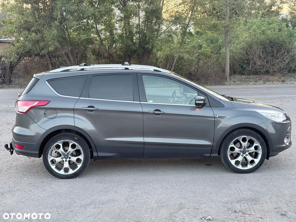 Ford Escape 2.0 EcoBoost AWD Titanium - 8