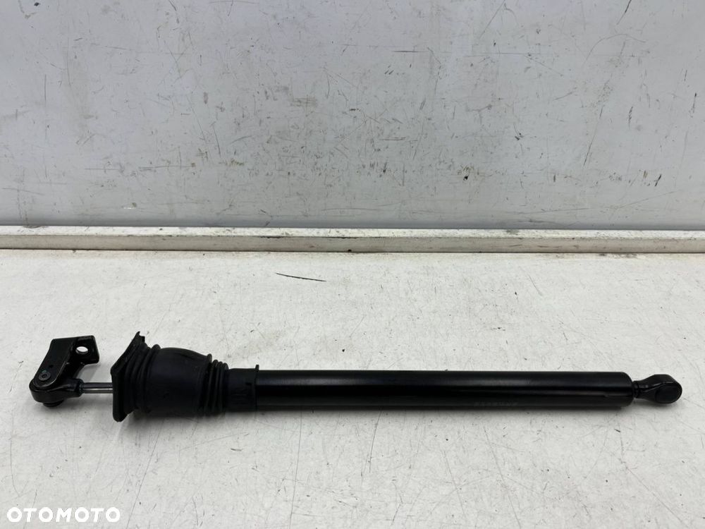 Zawias drzwi Porsche Panamera II 971 16-23r. prawy tylny ogranicznik otwarcia drzwi prawy tył - 1