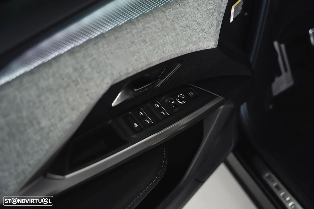 Peugeot 3008 Hybrid 145 e-DSC6 GT - 24