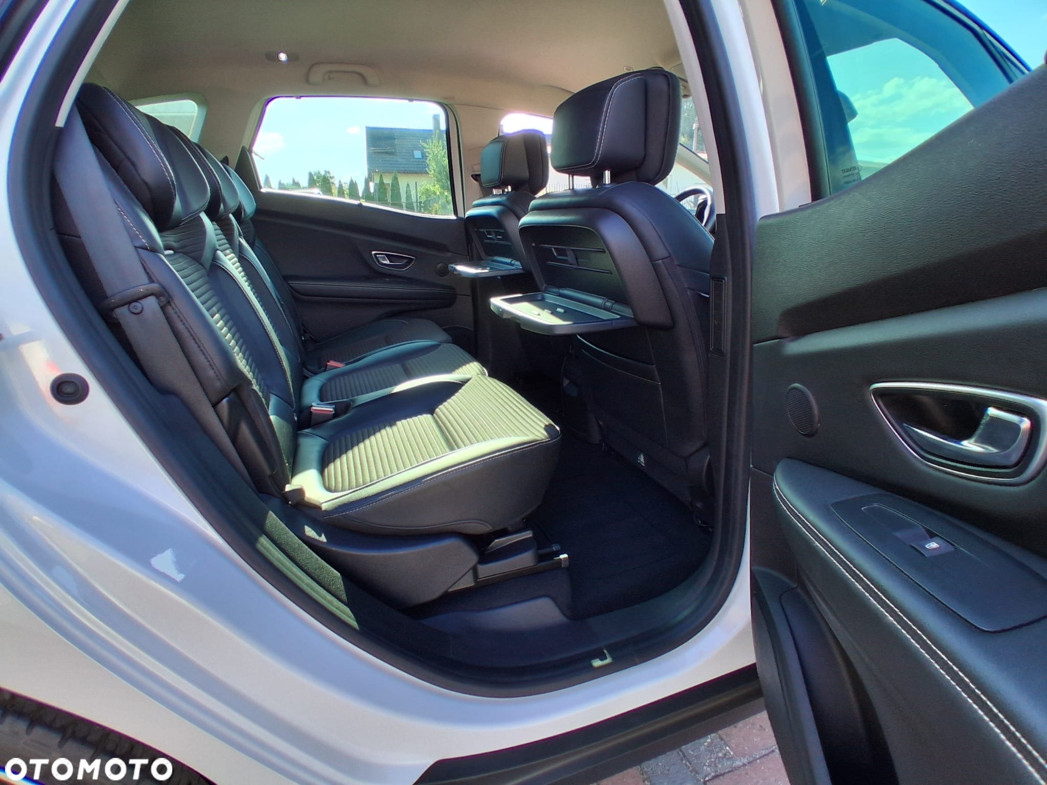 Renault Scenic 1.2 TCe Energy Bose - 23
