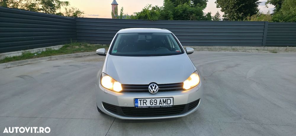 Volkswagen Golf 1.4 Comfortline - 12