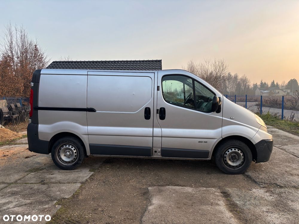 Renault Trafic - 4