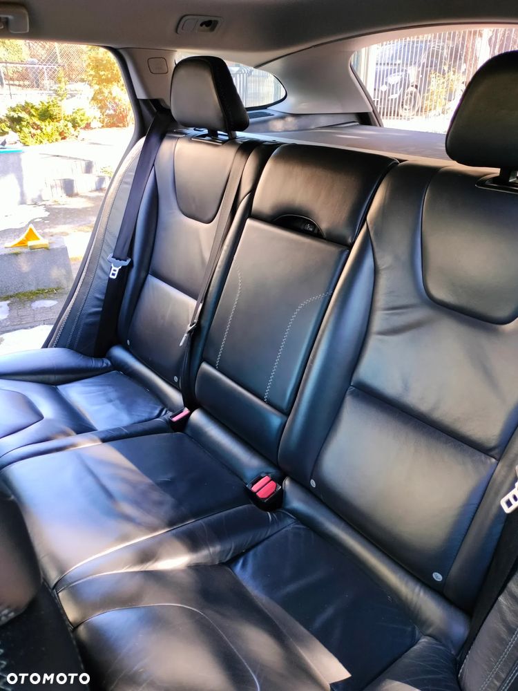 Volvo V60 T3 Ocean Race - 23