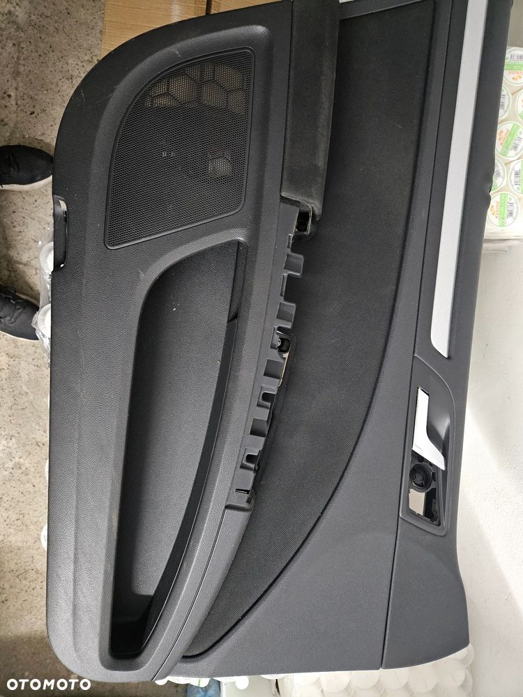 Boczek drzwi kierowcy Skoda Superb ll - 1